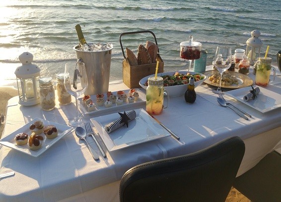 שולחן ארוחה רומנטית